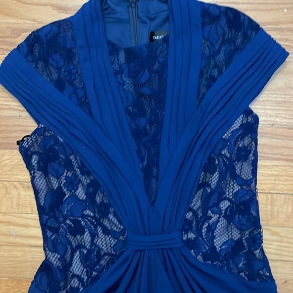 TADASHI SHOJI LACE INSET CAP SLEEVE NAVY COCKTAIL DRESS sz M A 20 - Picture 5 of 7